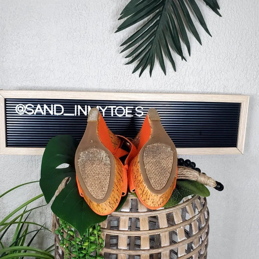BCBGeneartion Orange/Cork Size 8 Platform Wedge Sandal w/double wrap ank…